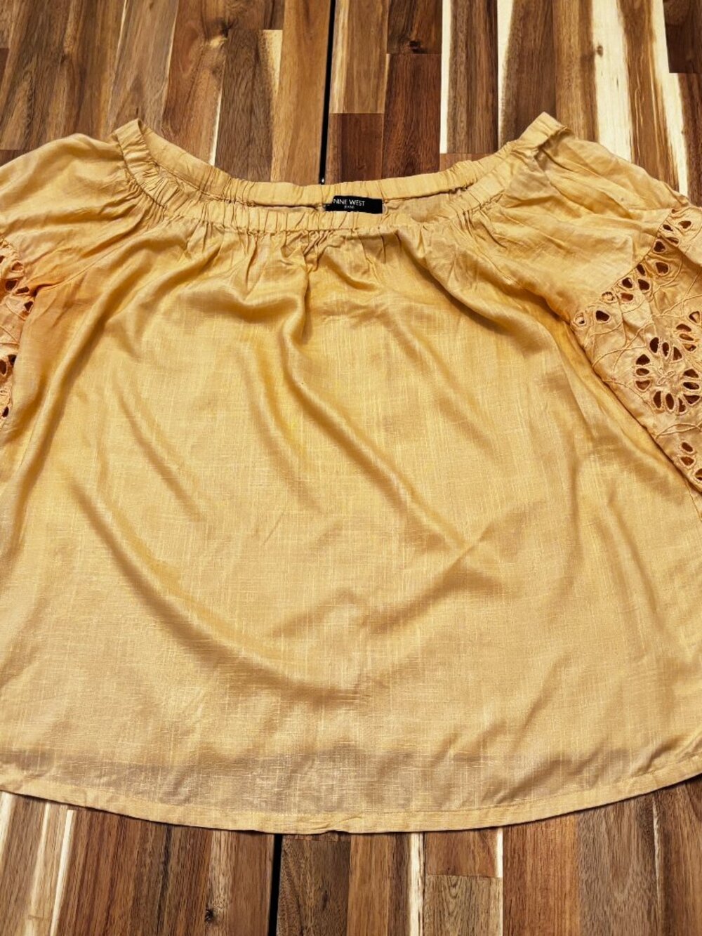 Nine West Jeans Women’s Large Mustard Eyelet Flutter Sleeve Peasant Blouse Boho